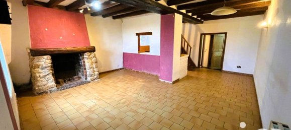 2 bedrooms House in La Selle-sur-le-Bied, France No. 51001 4