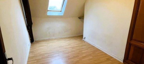 2 bedrooms House in La Selle-sur-le-Bied, France No. 51001 17