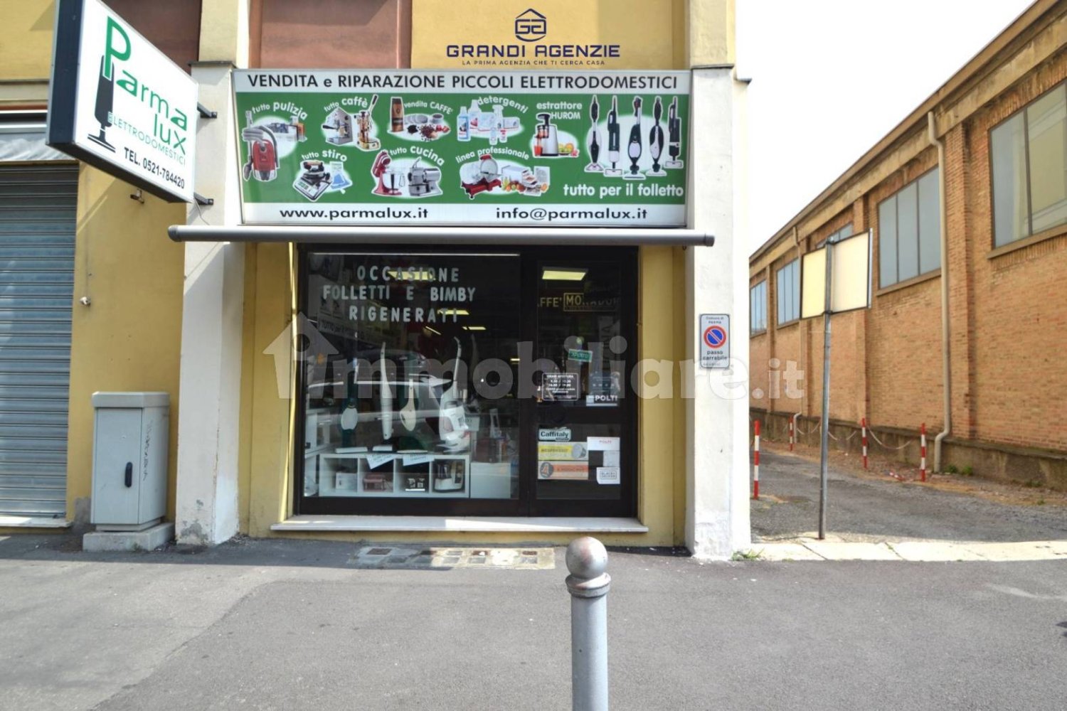 2-Zimmer Gewerbliche Immobilie in Parma, Italy, Nr. 310775