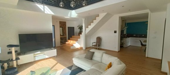 4 Schlafzimmer Haus in Noyal-Chatillon-sur-Seiche, France, Nr. 326110 3