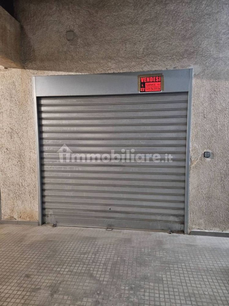 18m² Garage in Syracuse, Italy No. 349514