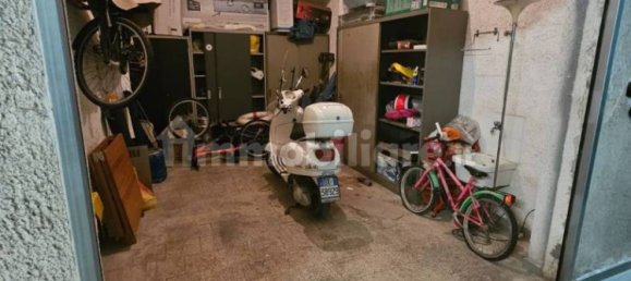 18m² Garage in Syracuse, Italy No. 349514 4