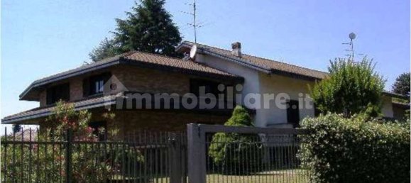 5 غرف نوم شقة في Gallarate, Italy رقم 264149 2