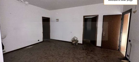 4 rooms Apartment in Cesano Maderno, Italy No. 186916 6