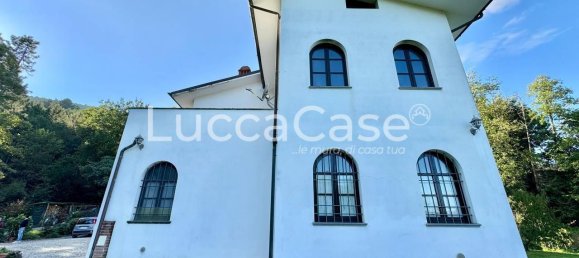 10 rooms Villa in Capannori, Italy No. 141479 11