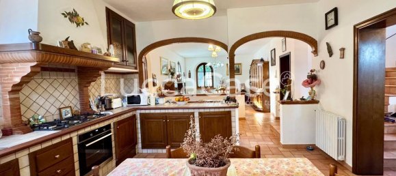 10 rooms Villa in Capannori, Italy No. 141479 22