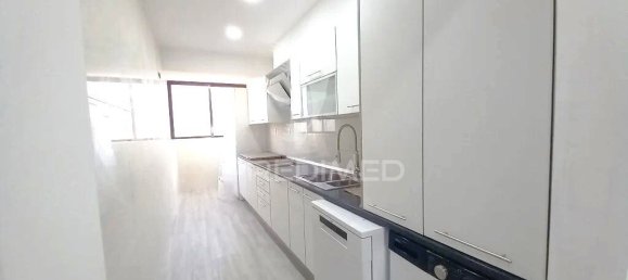 4 bedrooms Apartment in Costa da Caparica, Portugal No. 30534 20