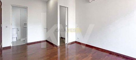 4 bedrooms Apartment in Vila Nova de Gaia, Portugal No. 40508 7