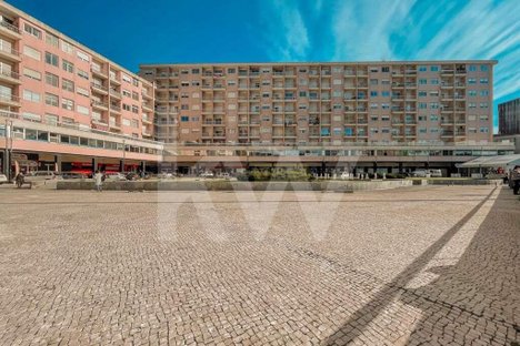 4 bedrooms Apartment in Vila Nova de Gaia, Portugal No. 40508