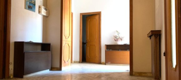 Casa de 5 habitaciónes en Capodrise, Italy No. 110759 13