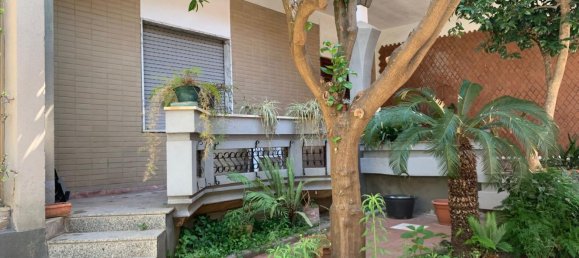 Casa de 5 habitaciónes en Capodrise, Italy No. 110759 10