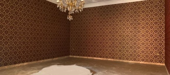 Casa de 5 habitaciónes en Capodrise, Italy No. 110759 2