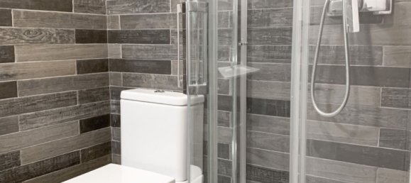 Apartamento de 3 dormitorios en Benidorm, Spain No. 12078 6