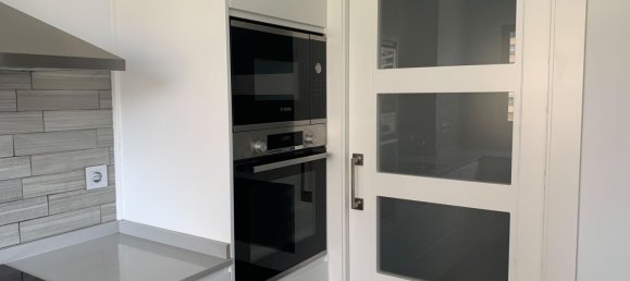 Apartamento de 3 dormitorios en Benidorm, Spain No. 12078 7