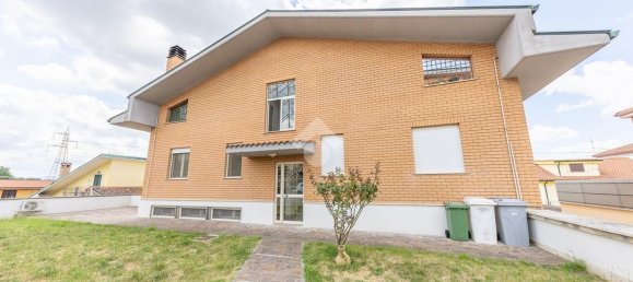 Apartamento de 3 divisões em Guidonia Montecelio, Italy N.º 297250 3