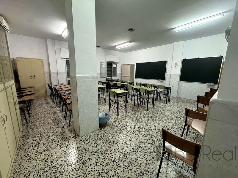 133m² Commercial property in Torremolinos, Spain No. 224695