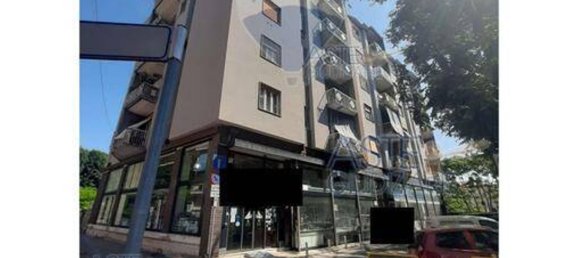 Квартира с 2 спальнями в Виджевано, Италия № 356144 4