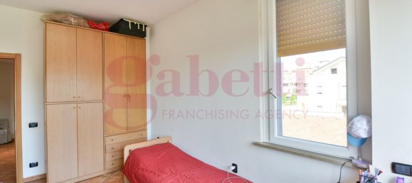 Apartamento de 3 habitaciónes en Mariano Comense, Italy No. 282459 21