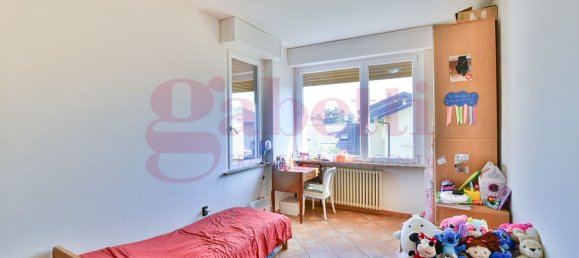 Apartamento de 3 habitaciónes en Mariano Comense, Italy No. 282459 19