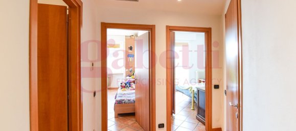 Apartamento de 3 habitaciónes en Mariano Comense, Italy No. 282459 12