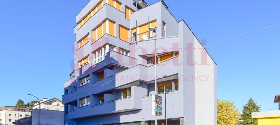 Apartamento de 3 habitaciónes en Mariano Comense, Italy No. 282459 22