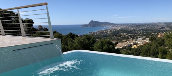 3 bedrooms Villa in Altea, Spain No. 11972 4