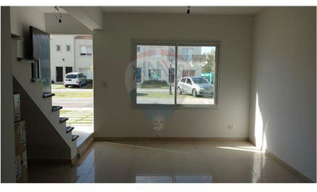 Studio in Pilar, Argentina, Nr. 18335