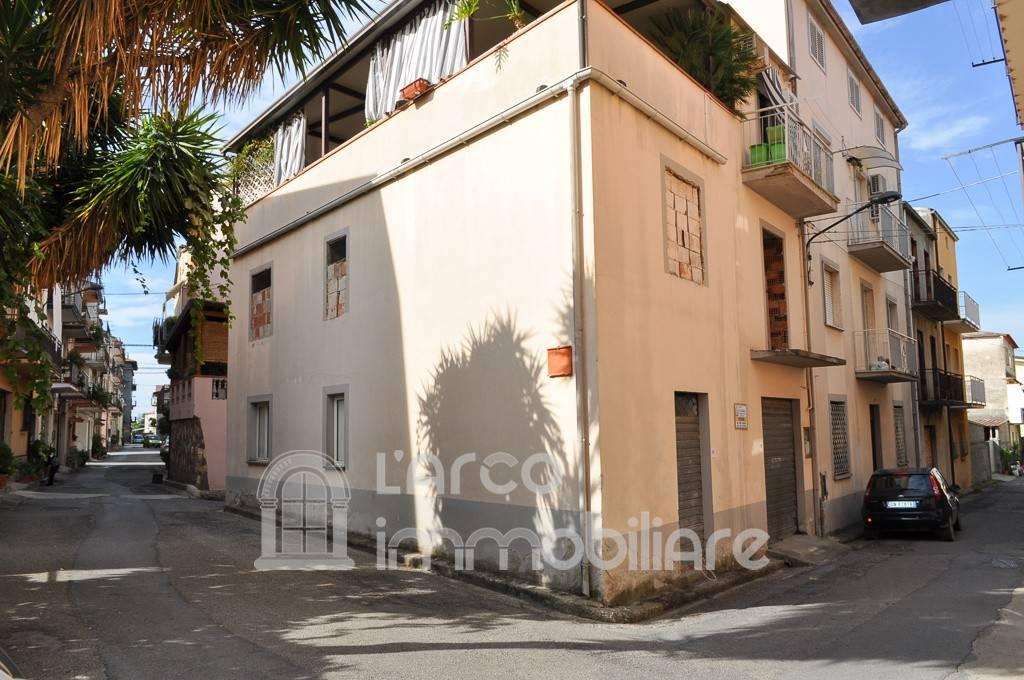 3 rooms Apartment in Santa Maria del Cedro, Italy No. 162785