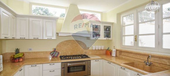 8 rooms Villa in Forte dei Marmi, Italy No. 38808 41