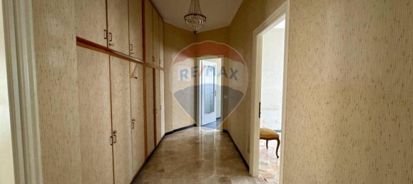 4 rooms Apartment in Savona, Italy No. 14954 5