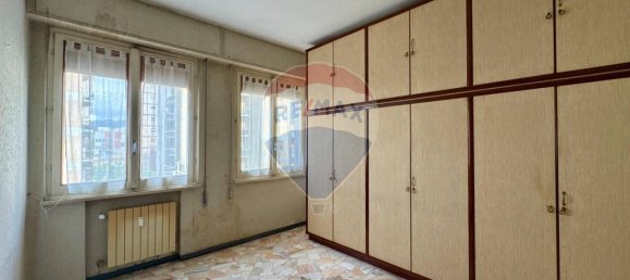 4 rooms Apartment in Savona, Italy No. 14954 9