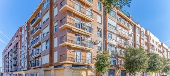 3 bedrooms Apartment in Foios, Spain No. 179428 2