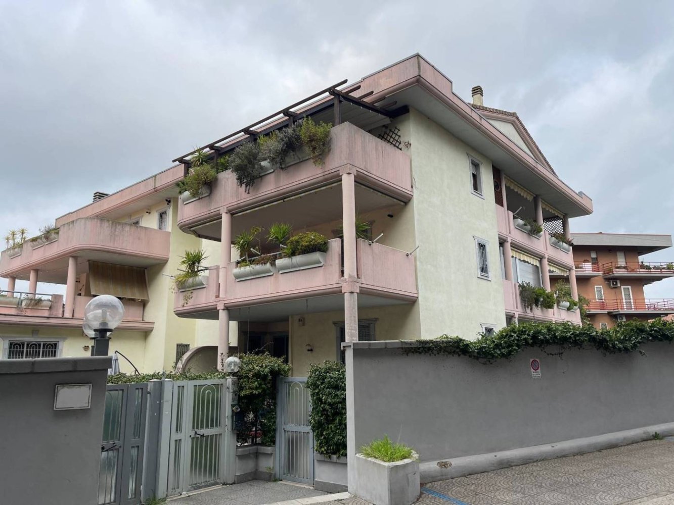 1 bedroom Apartment in Rome, Italy No. 80225