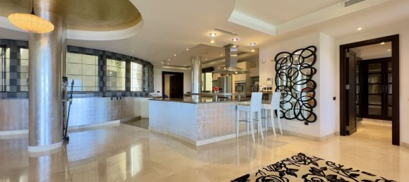 3 bedrooms Apartment in Marbella, Spain No. 143333 13