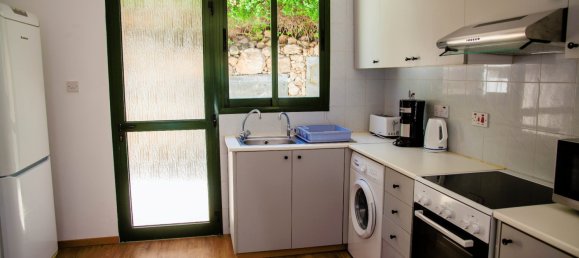 Gewerbliche Immobilie in Kissonerga, Cyprus 1381m², Nr. 22392 21