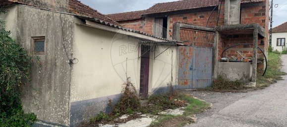 2 bedrooms House in Leiria, Portugal No. 167916 3