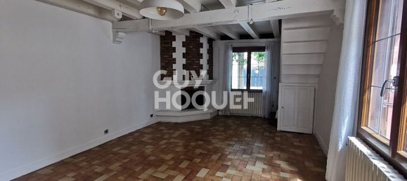 2 bedrooms House in Fontenay-sous-Bois, France No. 186121 5