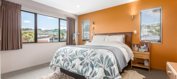 4 bedrooms House in Aotea, New Zealand No. 140 13