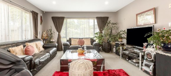 4 bedrooms House in Aotea, New Zealand No. 140 8