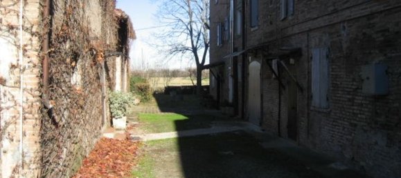 15 rooms House in Modena, Italy No. 124297 22