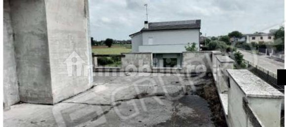 3 Schlafzimmer Villa in Giacciano con Baruchella, Italy, Nr. 351135 8
