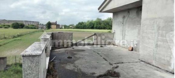 3 Schlafzimmer Villa in Giacciano con Baruchella, Italy, Nr. 351135 9