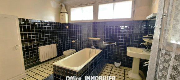 Casa de 3 dormitorios en Sainte-Foy-la-Grande, France No. 276651 7