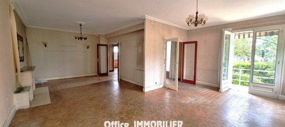 Casa de 3 dormitorios en Sainte-Foy-la-Grande, France No. 276651 4