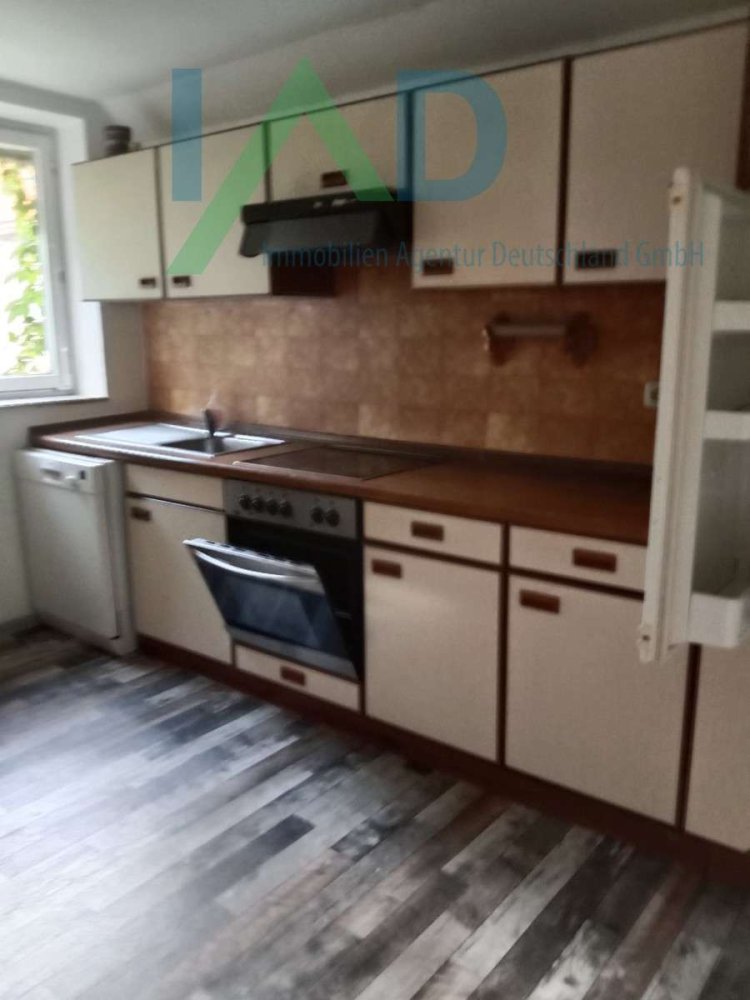 5 bedrooms Building in Schwandorf, Germany No. 223519