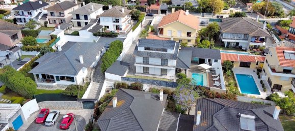 4 bedrooms Villa in Cascais, Portugal No. 160332 7