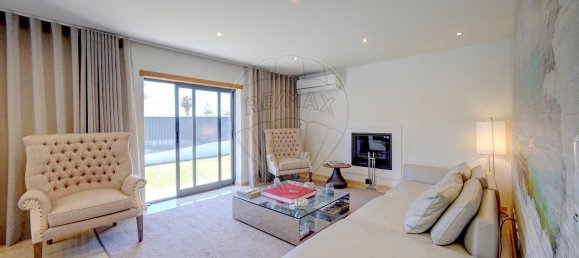 4 bedrooms Villa in Cascais, Portugal No. 160332 22