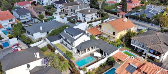 4 bedrooms Villa in Cascais, Portugal No. 160332 5