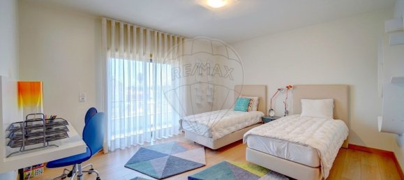 4 bedrooms Villa in Cascais, Portugal No. 160332 29