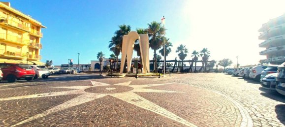 Ático de 1 dormitorio en Ladispoli, Italy No. 330714 2